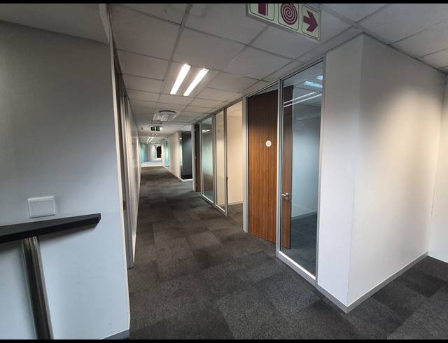 536M² OFFICE TO LET IN WOODMEAD